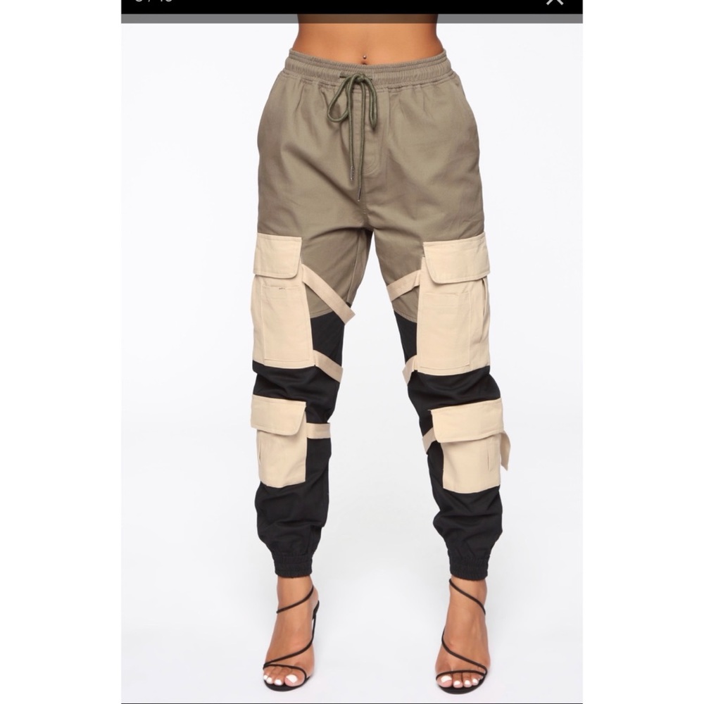Women Cargo Joggers